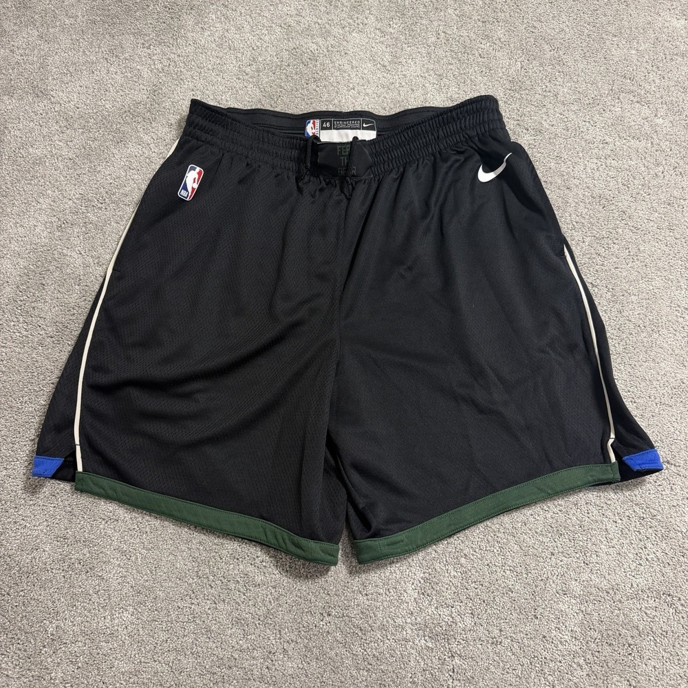 Nike Milwaukee Bucks Basketball Shorts Mens Sz 46 Black Dri-Fit NBA